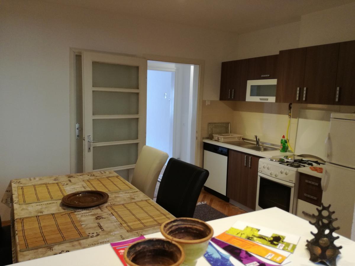 Apartman Ane Сараево Экстерьер фото